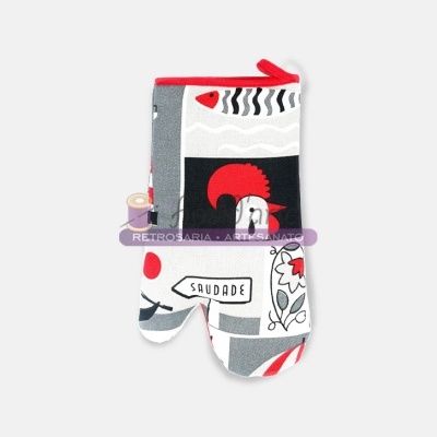 Luva de forno em tecido com padrão colorido e palavra SAUDADE
