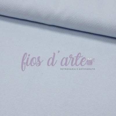 tecido branco com textura ondulada