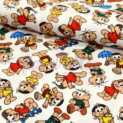Tecido branco com padrão de personagens de banda desenhada coloridos