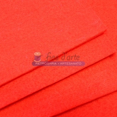 Tecido feltro laranja dobrado com selo fio d'arte