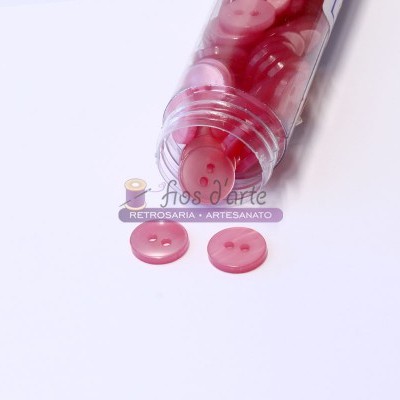 Frasco de botões cor de rosa com etiqueta 'fios d'arte - RETROSARIA - ARTESANATO'