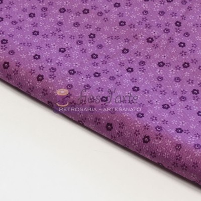 tecido roxo com pequenas flores padrão e marca d'água Chasarte