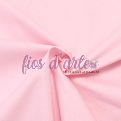 Tecido cor-de-rosa claro liso com pregas