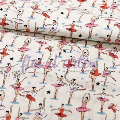 tecido branco com desenho de bailarinas coloridas e estrelas pretas