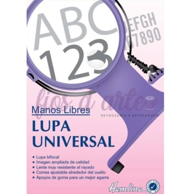 Lupa bifocal universal lilás com corda ajustável e apoio de borracha, ampliando letras e números em fundo rosa.