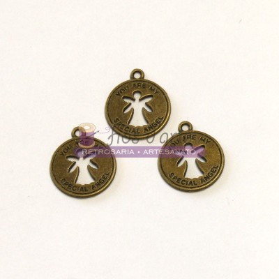 Medalhões redondos em bronze com anjo recortado e texto gravado