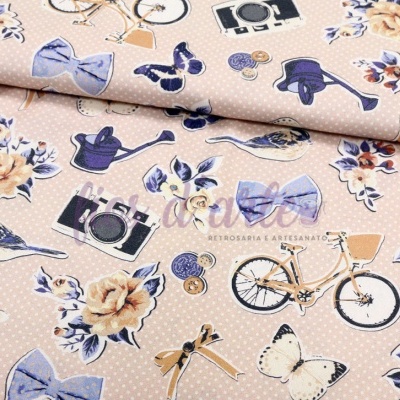 tecido estampado com flores, bicicletas, e câmera