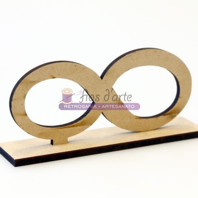 Escultura decorativa em MDF cru em forma de espirais entrelaçadas