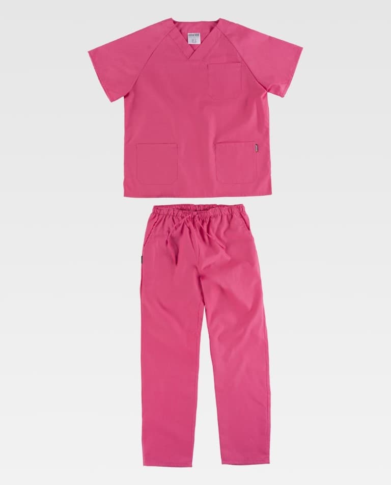 Conjunto de fatos médicos cor de rosa com camisa e calças