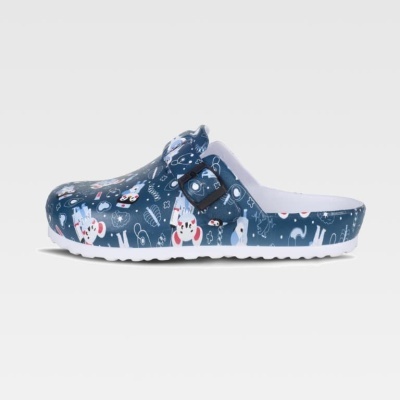 Socas&#x20;estampadas&#x20;ultraleve&#x20;em&#x20;EVA.&#x20;Fivela&#x20;ajust&#x00E1;vel&#x20;no&#x20;calcanhar.