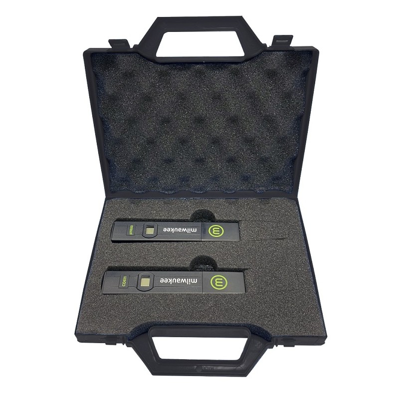 Mala com Medidor de pH e Condutividade Elétrica Estojo preto com dois dispositivos eletrónicos miniwalkeye em espuma