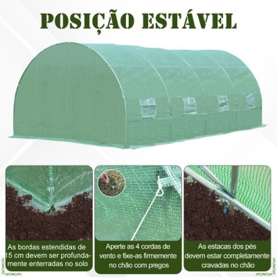Estufa verde com estrutura metálica e cobertura de plástico transparente e texto explicativo em português.