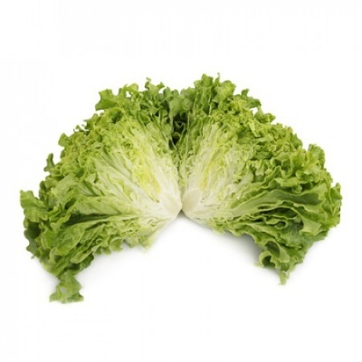 Alface verde cortada ao meio