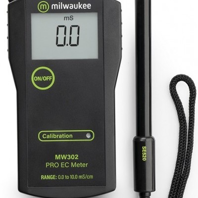 Medidor digital de condutividade eléctrica Milwaukee MW302 PRO EC Meter