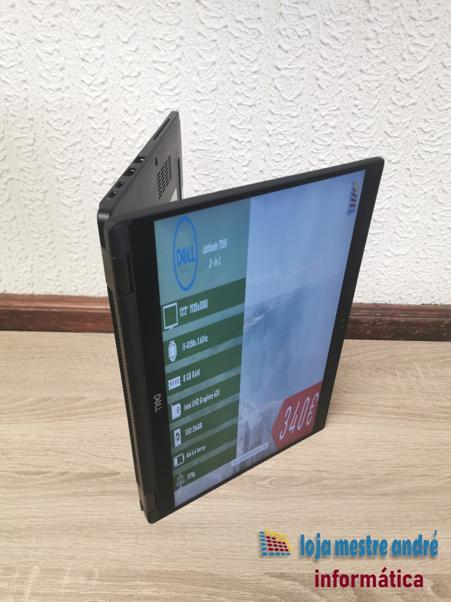 DELL Latitude 7390 2-in-1 Computador portátil Dell Latitude 7390 2 em 1 preto com ecrã tátil aberto em modo tablet