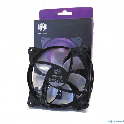 ventoinha de computador Cooler Master preta com pás translucidas e embalagem de fundo roxo e preto