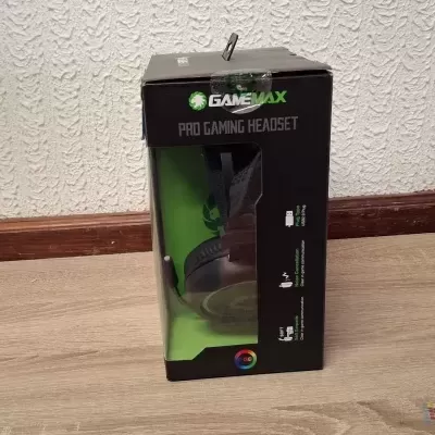 Caixa de auscultadores de gaming GAME MAX preto e verde
