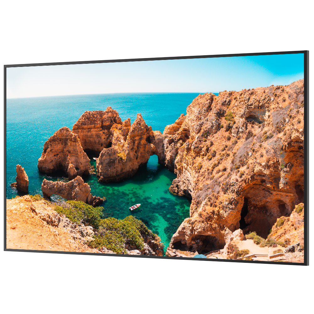 Ecrã Safire 75" 4K UHD para Sinalização Digital com Android 14 Televisor plano a mostrar falésias e mar azul com barco