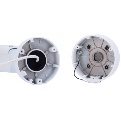 Caixas metálicas redondas brancas abertas para montagem