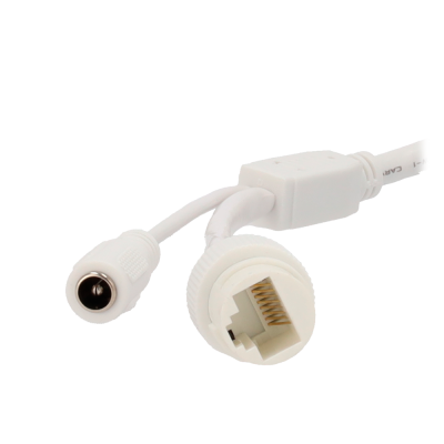 Cabo branco com conectores DC e RJ45 isolado