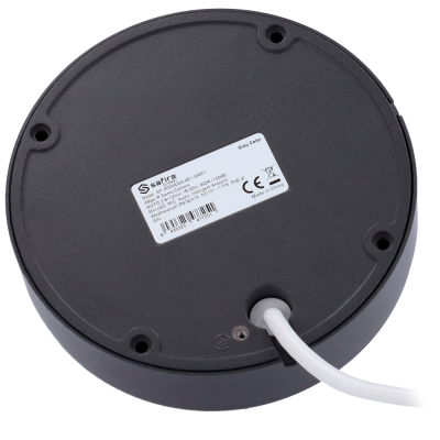 Base redonda preta de câmara de segurança com etiqueta branca e cabo branco