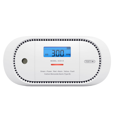 Detector de monóxido de carbono branco com visor digital azul e texto