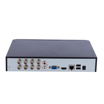 Dispositivo eletrónico preto com várias portas e entradas visto de trás