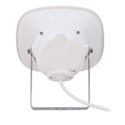 Antena branca com suporte metálico e cabo