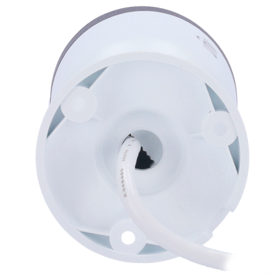 Base redonda branca com cabo branco na superfície branca