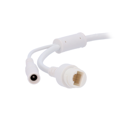 Cabo branco com conector RJ45, conector DC e componente cilíndrico em fundo branco