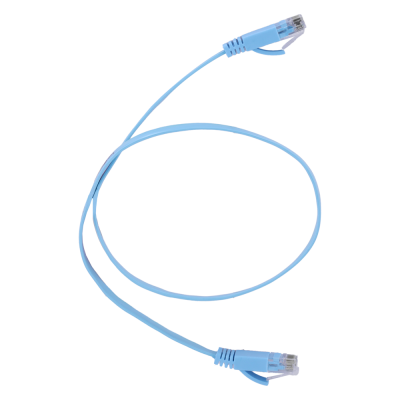 Cabo de rede azul claro com conectores RJ45