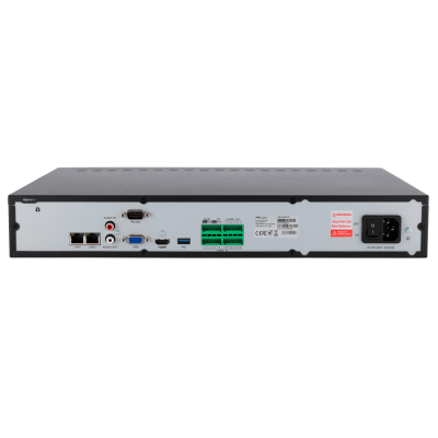 imagem da parte traseira de um dispositivo eletrônico com várias portas e etiquetas