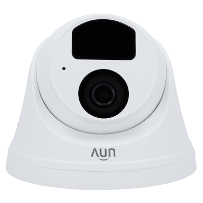 Câmara de vigilância branca com lente preta e texto uNv na base