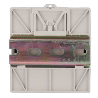 Suporte de montagem em plástico branco com placa metálica prateada