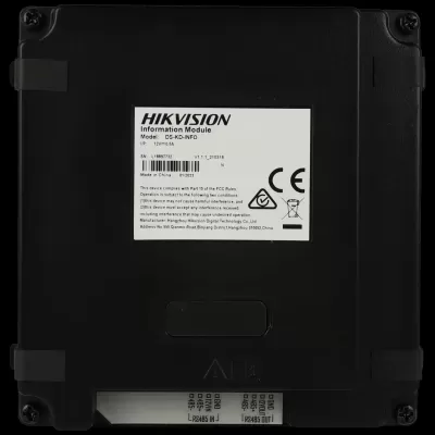 Módulo de informação Hikvision DS-KD-INFO em caixa preta com etiqueta branca