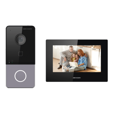 Conjunto de videoporteiro HIKVISION com câmara e monitor interior a cores.