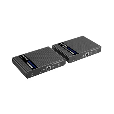 Transmissores HDMI em caixa metálica preta com etiquetas HDMI EXTENDER TX e RX