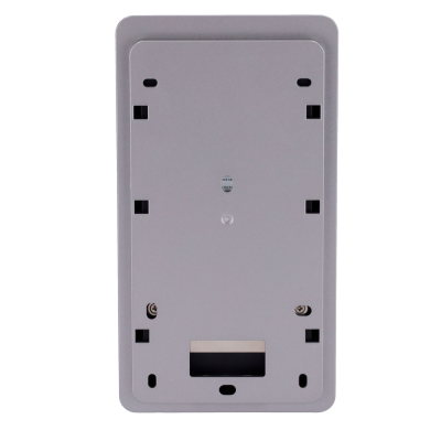 Painel retangular cinzento com recortes e orifícios isolado em fundo branco