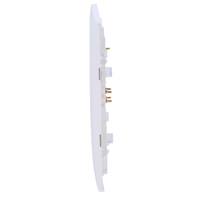 Painel branco com componentes transparentes e pinos metálicos em vista lateral.