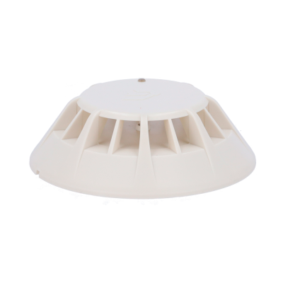 Sensor de fumo branco circular em fundo branco