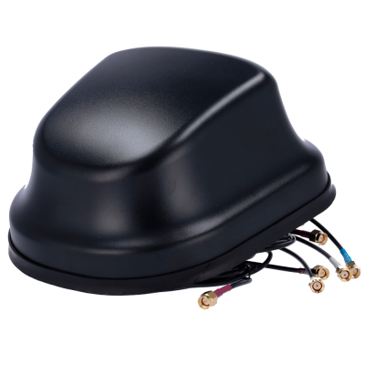 Antena preta arredondada com cabos e conectores dourados