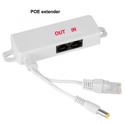 Extensor POE branco com portas RJ45 e cabo com ficha de alimentação