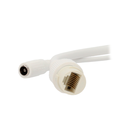 Cabo branco com conector RJ45 e ficha de alimentação