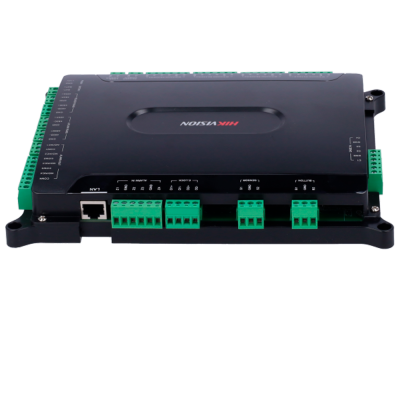 Módulo eletrônico preto da HIKVISION com conectores verdes e porta LAN