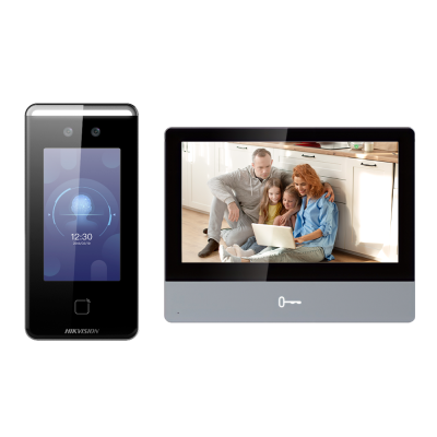 Intercomunicador inteligente Hikvision com tela e imagem familiar no ecrã interno