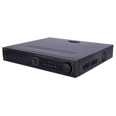 Gravador digital de vídeo preto com botões e ventilação em fundo branco