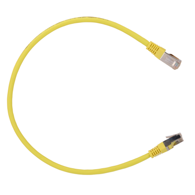 Cabo de rede Ethernet amarelo com conectores RJ45