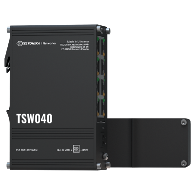 Roteador industrial preto Teltonika TSW040 com painel lateral aberto e conectores visíveis