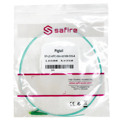 Pigtail de fibra óptica em saco plástico transparente com etiquetagem técnica