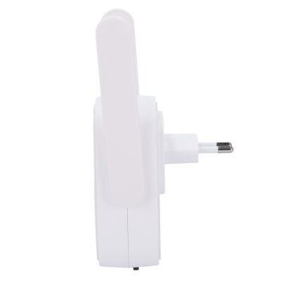 Adaptador elétrico branco com ficha e alavanca móvel